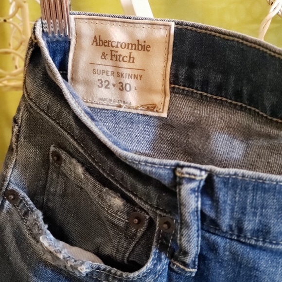 Abercrombie & Fitch jeans - Picture 2 of 5